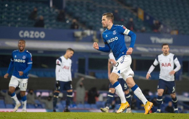 加强对俱乐 加强对俱乐